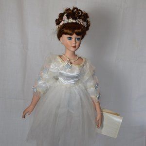 Chatelaine, five collectible ballerina Doll, 24"